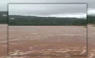 ভারতের পাহাড়ি ঢল ও বৃষ্টিতে বন্যা পরিস্থিতি; সতর্কতা জারি