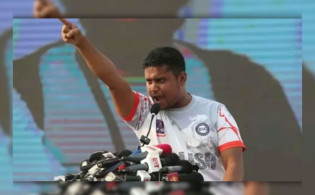 দেশ ও জাতির স্বার্থ নিয়ে হাসনাতের পোস্ট