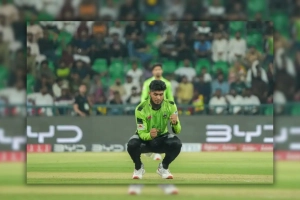 দলকে ফাইনালে তুলে আইফোন পেলেন বাংলাদেশি ক্রিকেটার