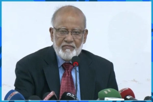‘উপদেষ্টা পরিষদ ছোট করা গেলে নির্বাচন দিতে সুবিধা’
