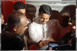 সারজিসকে সেনা কর্মকর্তার হুঁশিয়ারি