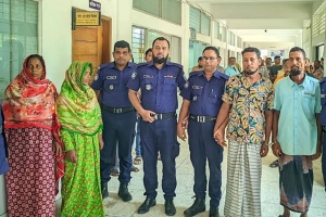 তারাগঞ্জে ইরানি দম্পতির ওপর হামলা, চারজন কারাগারে