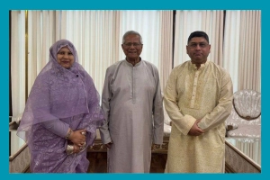 প্রধান উপদেষ্টার সঙ্গে সস্ত্রীক সাক্ষাৎ করলেন সেনাপ্রধান 
