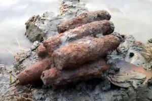 যমুনা নদীর তীর থেকে ১১টি মর্টার শেল উদ্ধার