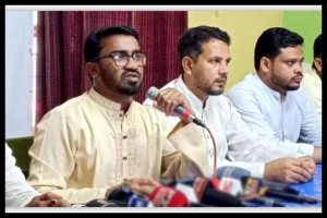 মুয়াজ্জেমের পাশাপাশি আসিফেরও ‘দুর্নীতির’ তদন্ত চান রাশেদ খান
