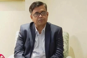 বিদেশে জব্দ সম্পদ ফেরাতে গতি আনছে সরকার: শফিকুল আলম