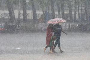 ৮ বিভাগে টানা ৭২ ঘণ্টা বৃষ্টির আশঙ্কা