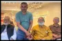 লন্ডনে কেকের দোকানে দেখা গেল সাবেক ভূমিমন্ত্রীকে