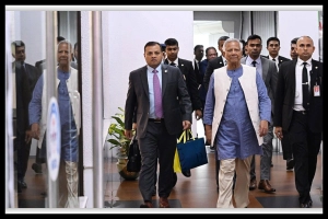 দেশে পৌঁছেছেন প্রধান উপদেষ্টা