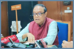 নির্বাচনের আগেই পাঁচ ব্যাংক একীভূত হবে: গভর্নর