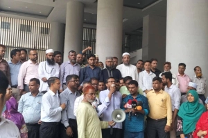 মঙ্গলবারও সচিবালয়ে কর্মচারীদের বিক্ষোভ অব্যাহত থাকবে