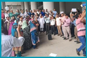 সচিবালয়ে ফের বিক্ষোভ: উত্তাল পরিস্থিতি