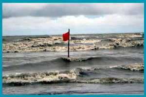 ৩ নম্বর সতর্কসংকেত দেশের সব সমুদ্রবন্দরে