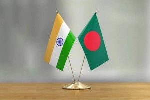 স্থলপথে বাংলাদেশি বস্ত্রপণ্য ভারতে প্রবেশে নিষেধাজ্ঞা জারি
