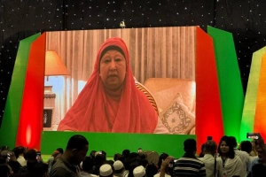 যেকোনো মূল্যে বীরের এই রক্তস্রোত যেন বৃথা না যায়: খালেদা জিয়া