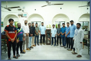ঢাবির মধুর ক্যান্টিনে 'মুক্তির পাঠাগার' স্থাপন ছাত্রদল নেতার