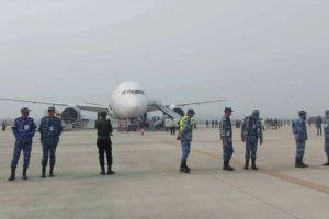 বিমানবন্দরে বোমাতঙ্ক: ঢাকা-কাঠমান্ডু ফ্লাইটে হুমকি