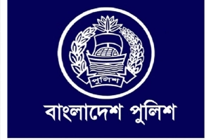 চাকরি হারাচ্ছেন পুলিশের উচ্চপদস্থ দুই ডজন কর্মকর্তা