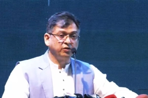 একই ব্যক্তি ৩ পদে থাকা নিয়ে কমিশনের সঙ্গে দ্বিমত বিএনপির