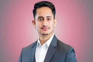 অনাকাঙ্ক্ষিত শব্দচয়নের জন্য সারজিসের দুঃখ প্রকাশ