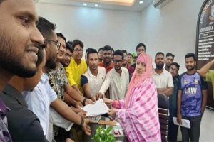 জবিতে নিষিদ্ধ ছাত্রলীগের ৪২১ জনের বিরুদ্ধে বিচার দাবি ছাত্রদলের