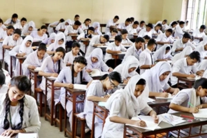 মঙ্গলবারের এইচএসসি ও সমমানের পরীক্ষা স্থগিত