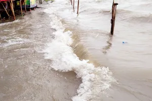 বিপৎসীমার উপরে ১১ নদীর পানি, তলিয়ে গেছে নিম্নাঞ্চল