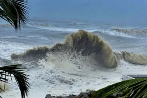 উত্তাল সাগর, ১৫ জেলার জন্য জরুরি সতর্কতা