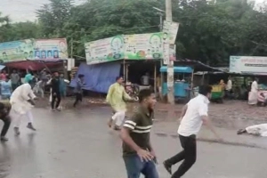 বিএনপি-আসিফ অনুসারীদের মধ্যে ধাওয়া-পাল্টা ধাওয়া