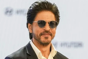 ৩৩ বছরের ক্যারিয়ারে প্রথমবার সেরা শাহরুখ