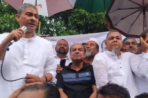 দুইশ বছর লাগলেও হাসিনার বিচার হতে হবে: এ্যানি