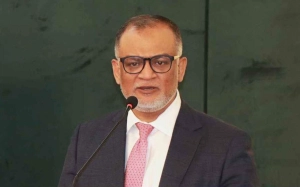 নির্বাচনের আগেই দুর্নীতি দূর করার আশ্বাস বাণিজ্য উপদেষ্টার