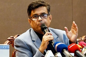 ‘অন্তর্বর্তী সরকার সংবাদপত্রের স্বাধীনতা-নিরাপত্তায় প্রতিশ্রুতিবদ্ধ’
