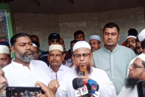 “দেশ এখন সন্ত্রাসীদের দখলে” — গাজী আতাউর রহমান