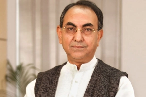 ‘দেশ চালানো আর অ্যাডভেঞ্চার এক নয়’