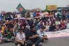 সড়কে ছাত্র আন্দোলন: ঢাকা থেকে উত্তরবঙ্গ যোগাযোগ বন্ধ