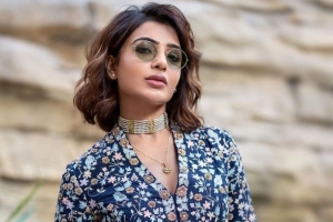 একসময় দুবেলা খাবার জোটেনি, এখন ১০০ কোটির মালিক এই অভিনেত্রী