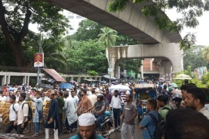 জাতীয়করণের দাবিতে শিক্ষকদের সমাবেশ, কঠোর হুঁশিয়ারি
