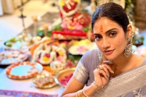 নুসরাতের জন্মাষ্টমী উদযাপনে নেটিজেনদের তোপ