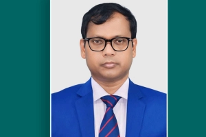 শাস্তিপ্রাপ্ত কর্মকর্তা সারওয়ার আলমের ডিসি পদে নিয়োগ