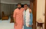প্রসেনজিৎ পা ছুঁতে চাওয়ায় আপ্লুত চঞ্চল চৌধুরী