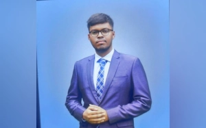 ডাকসু : মাহিনের পর খালিদের প্যানেল থেকে সরে গেলেন আরেক প্রার্থী
