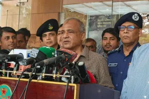 আইন-শৃঙ্খলা পরিস্থিতি একটু খারাপের দিকে গেছে: স্বরাষ্ট্র উপদেষ্টা