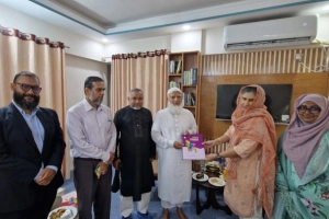 জামায়াতের কার্যালয়ে হুমা খানের সৌজন্য সাক্ষাৎ