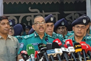 ডাকসু নির্বাচন ঘিরে ২ হাজারের বেশি পুলিশ, সোয়াত টিম, ডগ স্কোয়াড প্রস্তুত: ডিএমপি কমিশনার