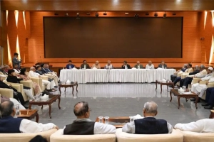 আবার আলোচনায় বসবে ঐকমত্য কমিশন ও রাজনৈতিক দলগুলো 