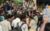 শাহবাগে ছাত্রদল ও শিবির সমর্থকদের মুখোমুখিঅবস্থান