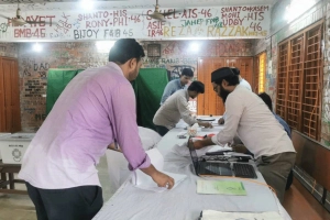 শুরু হলো জাকসু নির্বাচনের ভোটগ্রহণ