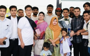 টোকিওতে পৌঁছালো এনসিপির শীর্ষ নেতৃত্ব