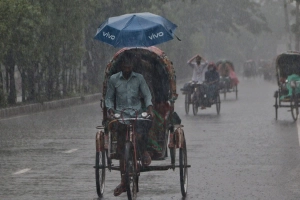 আজ চার বিভাগে বজ্রসহ ভারী বৃষ্টির শঙ্কা